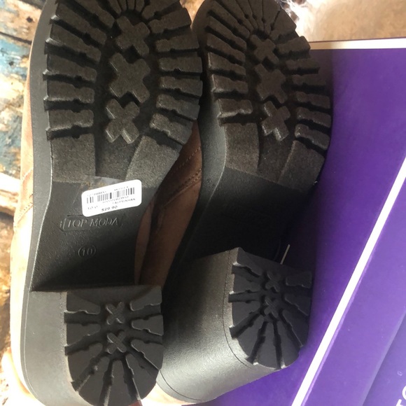 🍂NWT top moda suede taupe bootie with heel - Picture 5 of 6